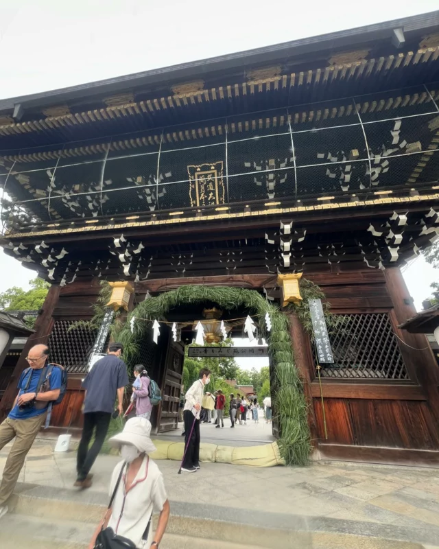 京都府】北野天満宮骨董市（天神市）のご紹介｜ANTIQUE LEAVES